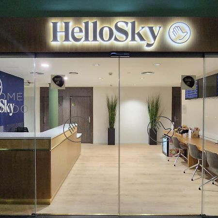 에어 룸즈 마드리드 에어포트 바이 프리미엄 트래블러 호텔 외부 사진